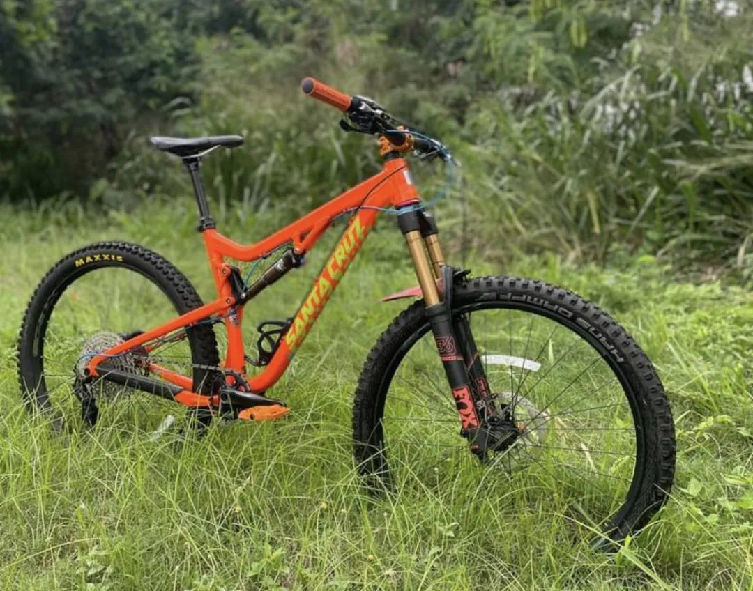 Santa Cruz 5010 Size M 27.5