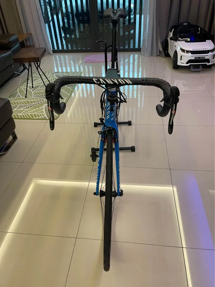 Canyon Ultimate CF SLX 9 Movistar Limited model 2021 December purchase 6year warranty RM 12,500frame