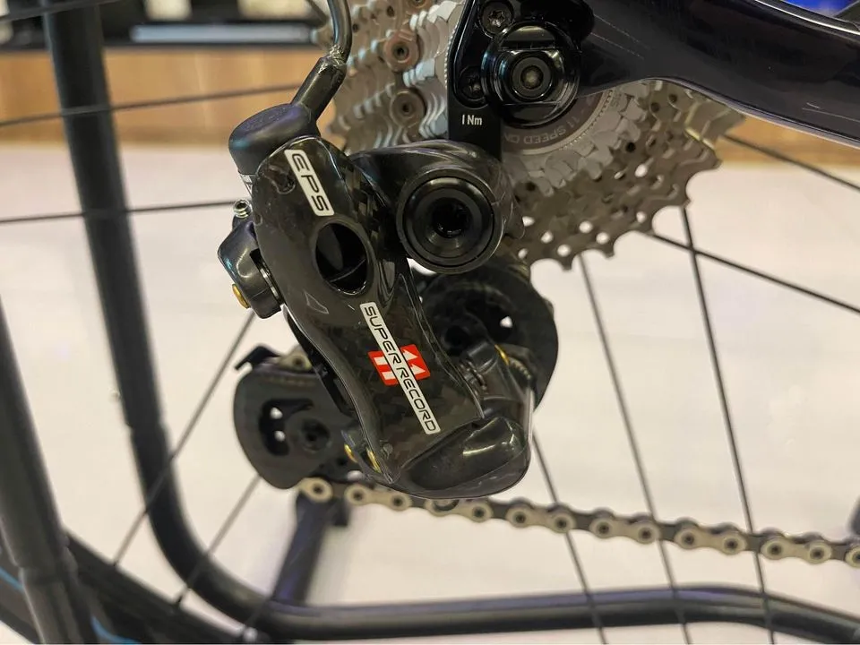 Canyon Ultimate CF SLX 9 Movistar Limited model 2021 December purchase 6year warranty RM 12,500frame