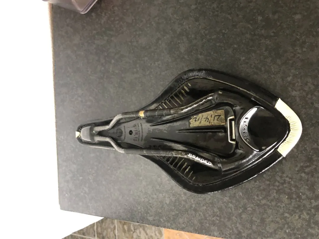 fizik saddle