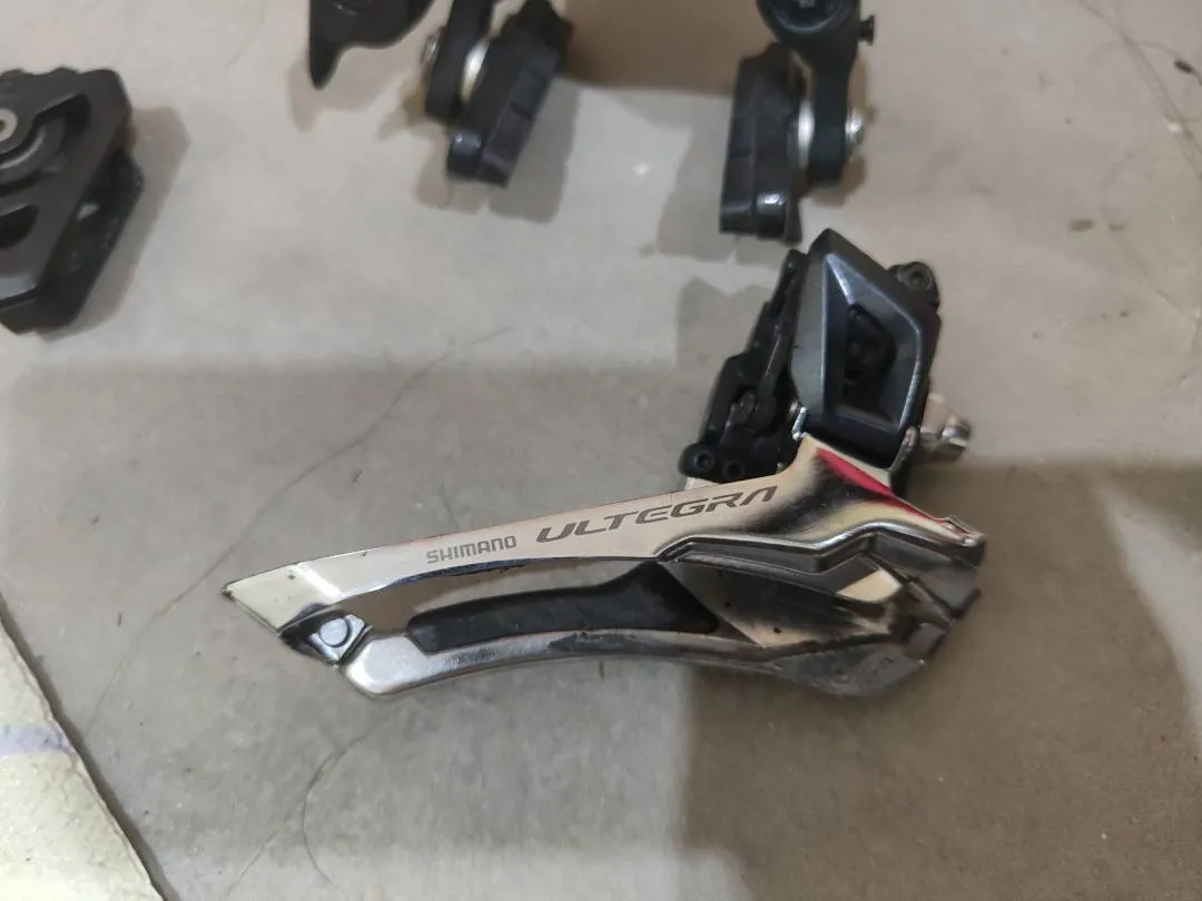 Ultegra R8000 Shifter, RD, FD &amp; break set