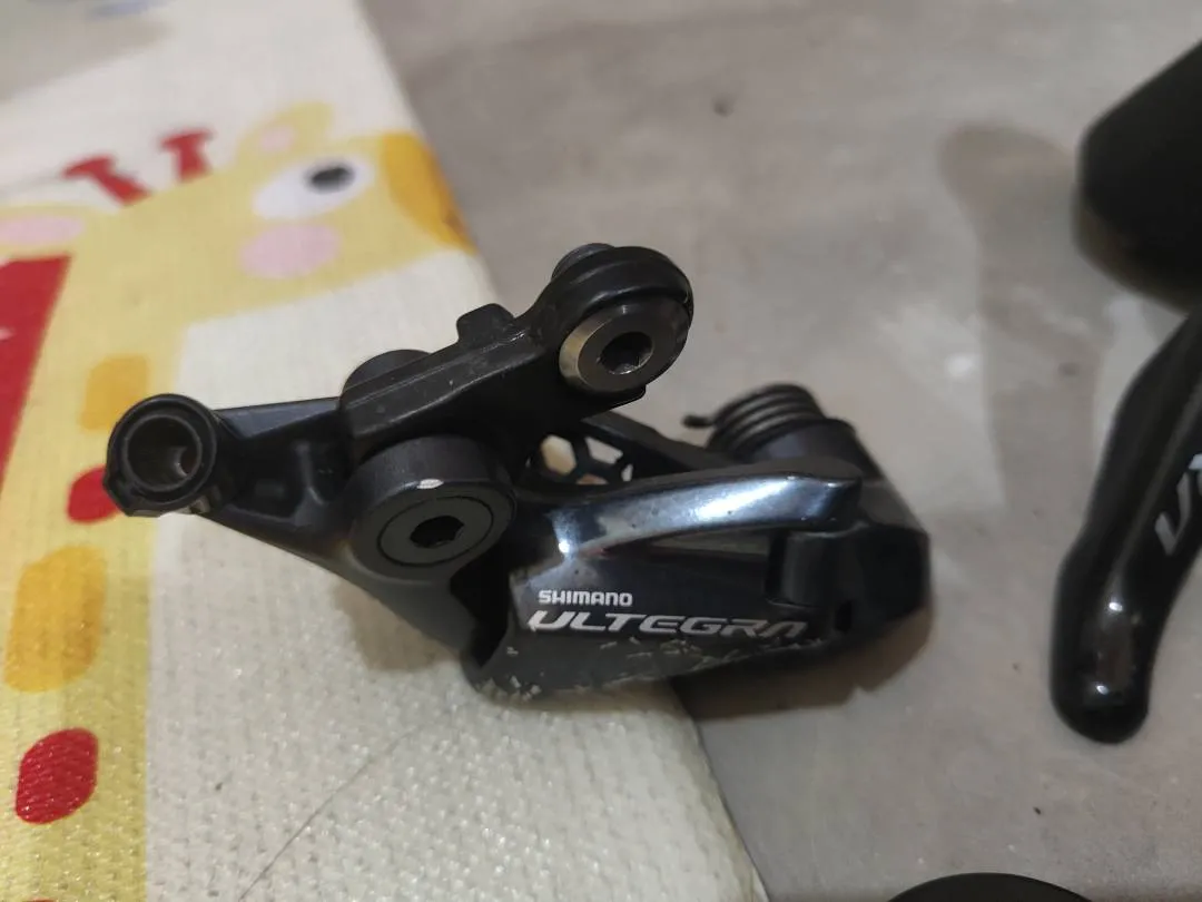 Ultegra R8000 Shifter, RD, FD &amp; break set