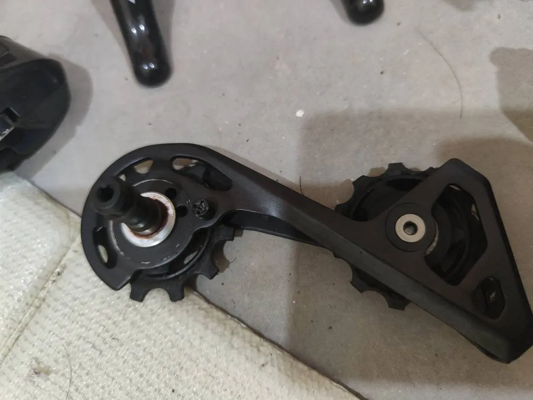Ultegra R8000 Shifter, RD, FD &amp; break set