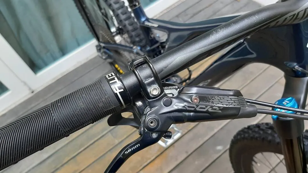 Specialized Stumpjumper Expert Carbon 29
