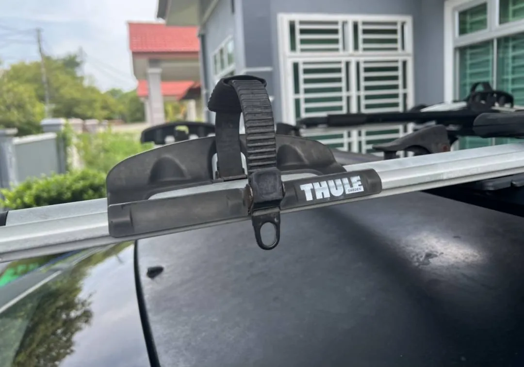Roof rack and Thule bicycle rack
