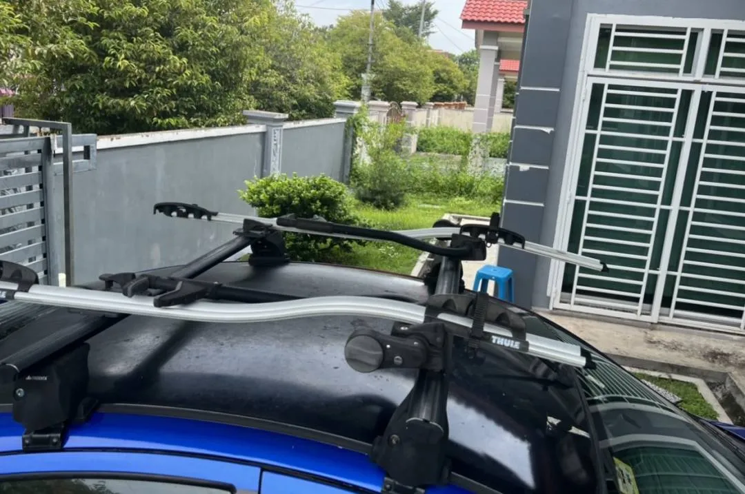 Roof rack and Thule bicycle rack