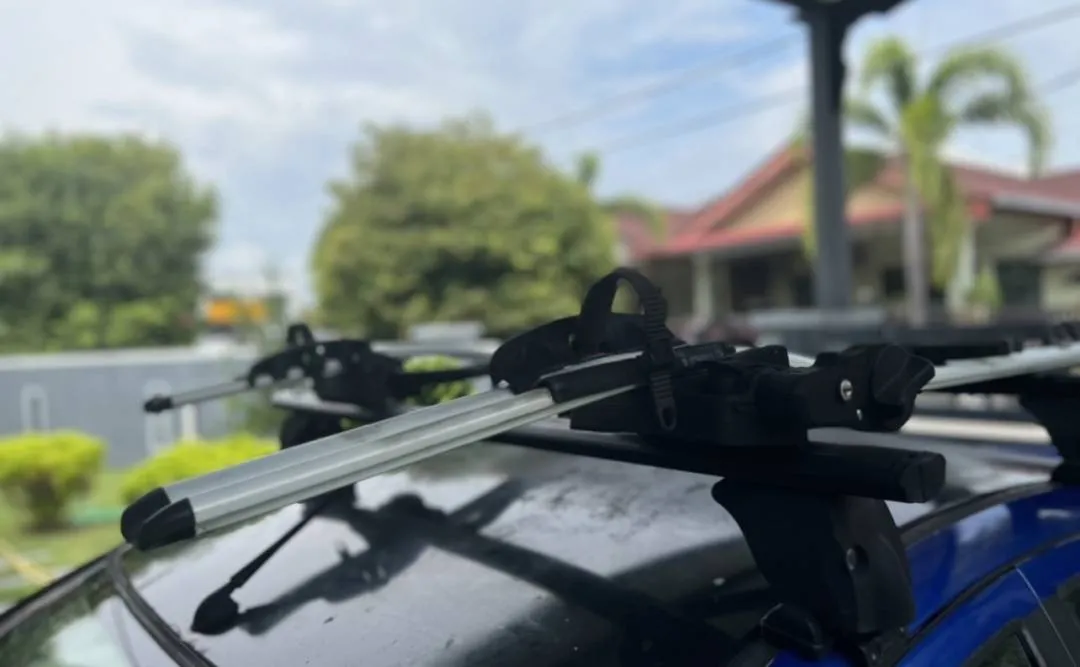 Roof rack and Thule bicycle rack