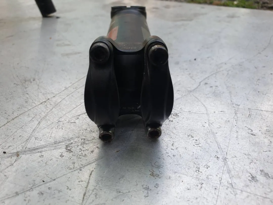 Uno stem &amp; Ritchey handlebar