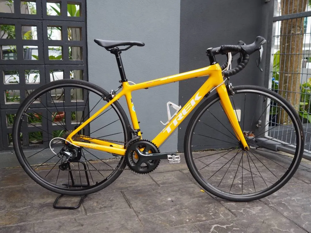 Complete TREK Emonda S Carbon road bike - SOLD
