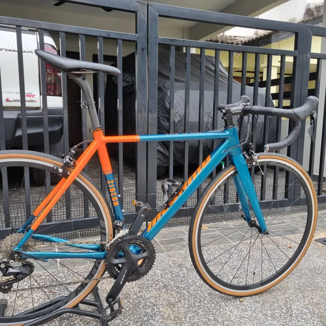 Road bike megamo zircon lightweight frame