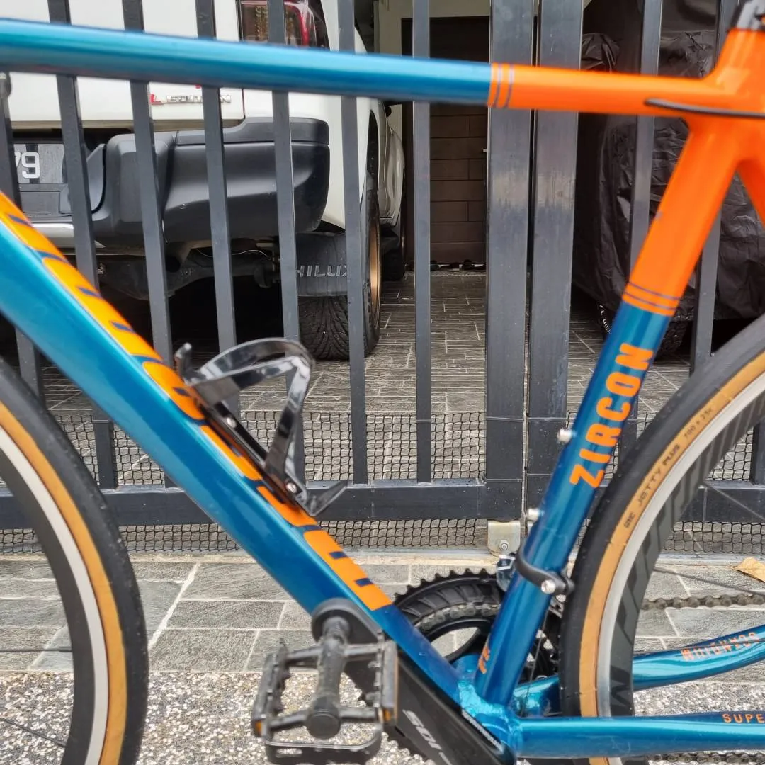 Road bike megamo zircon lightweight frame