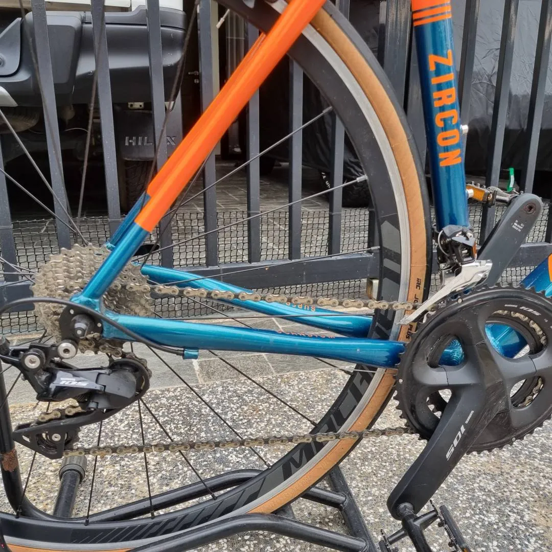 Road bike megamo zircon lightweight frame