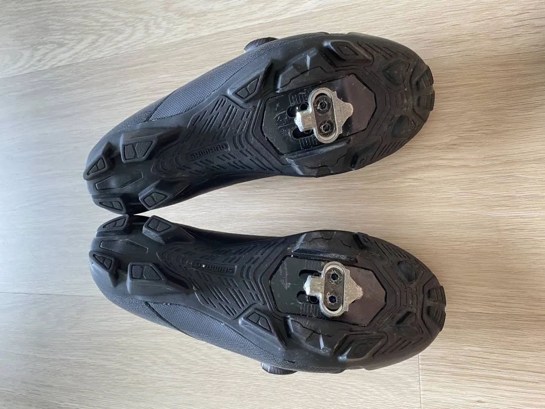 Shimano XC3W clipless shoe (women) for gravelbike, mtb, touring.