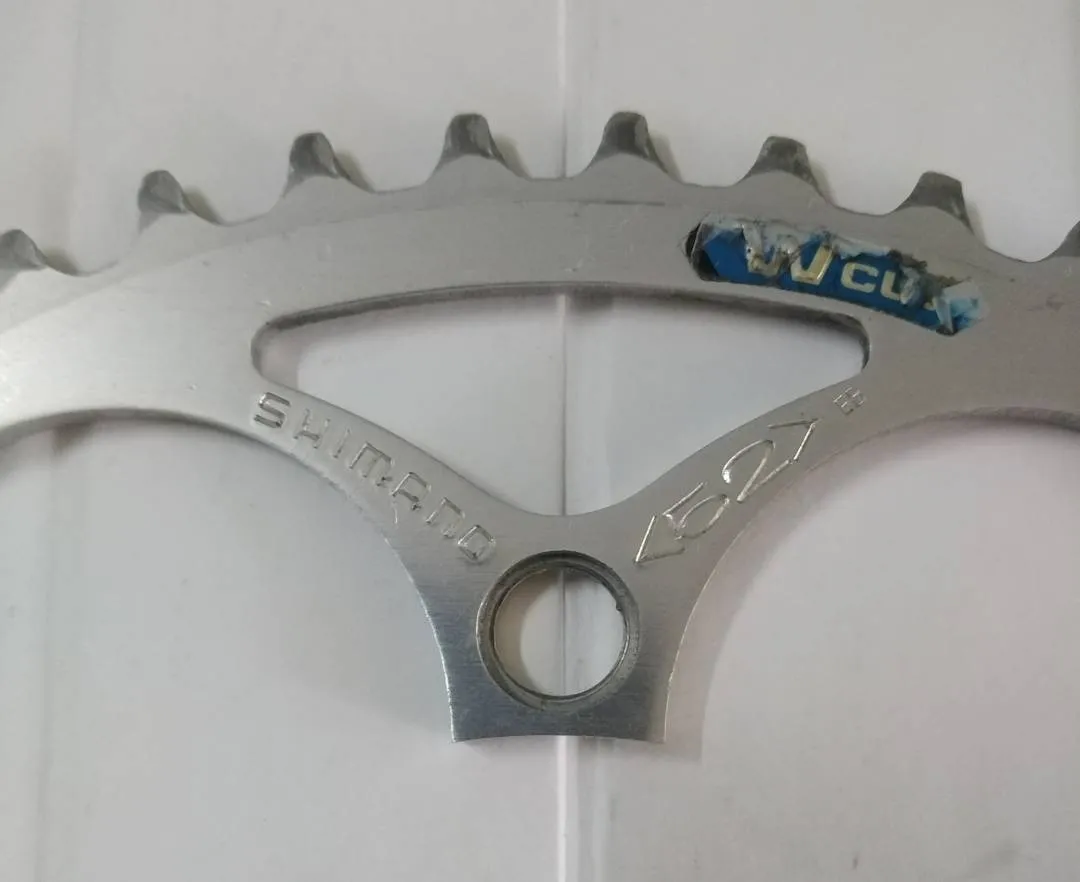 Shimano 600 Arabesque 52t chainring