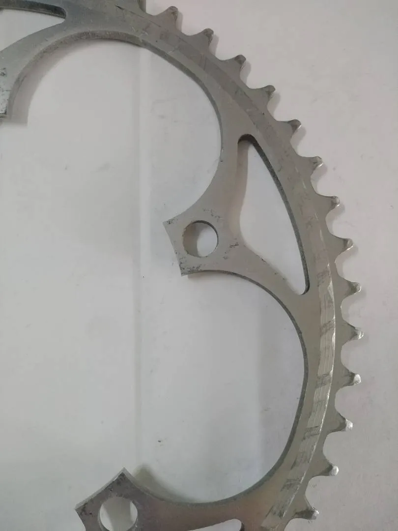 Shimano 600 Arabesque 52t chainring