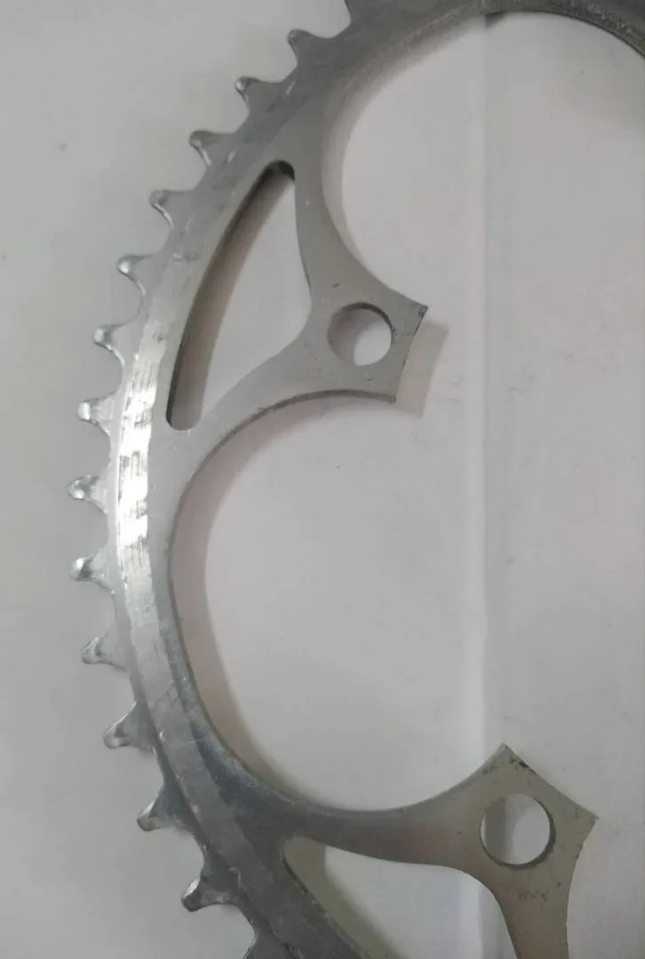 Shimano 600 Arabesque 52t chainring