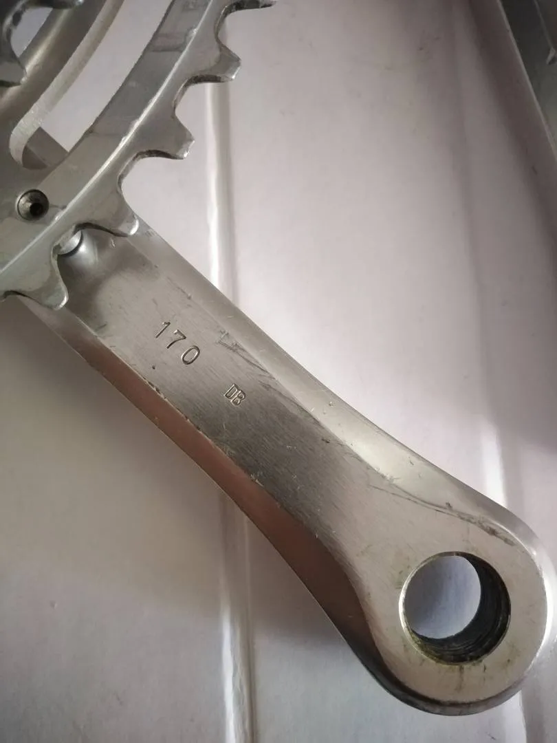 Shimano 600 Arabesque Crankset Vintage