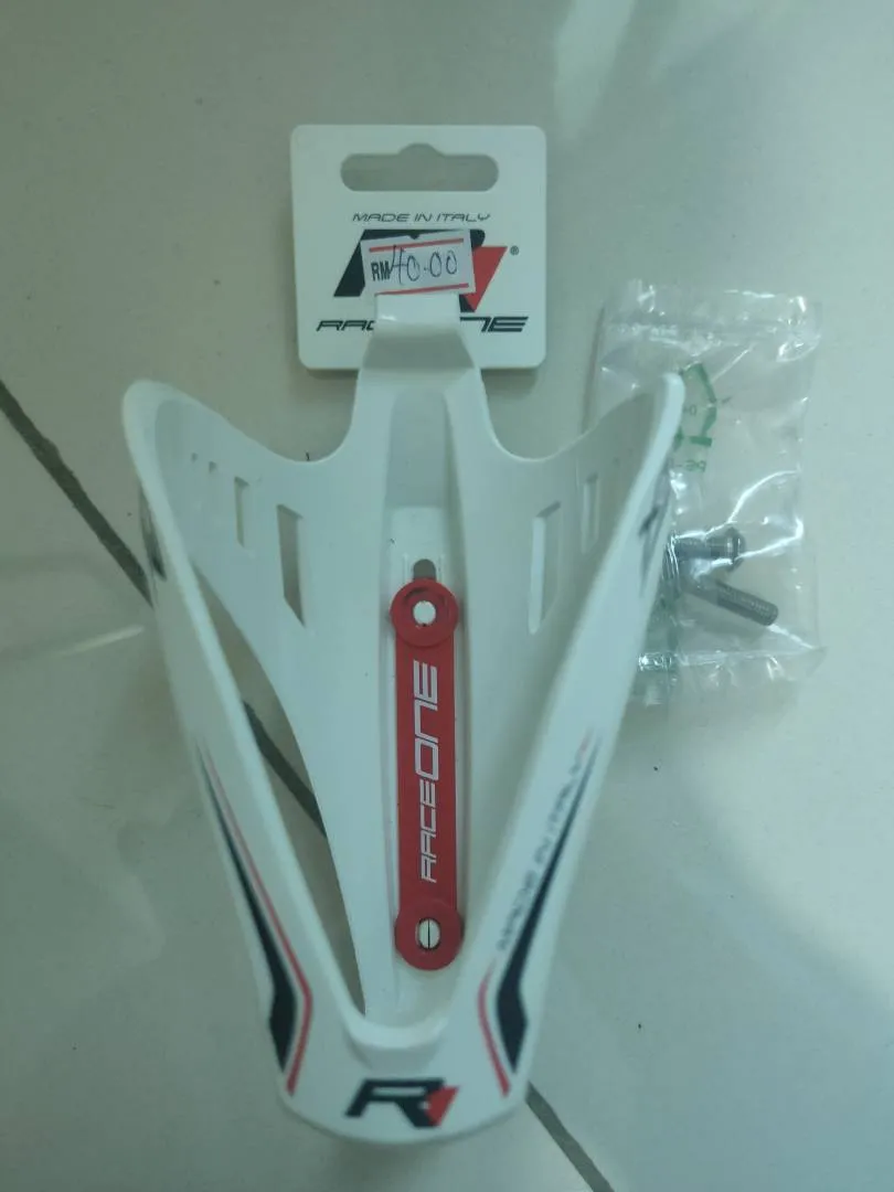 Race One Bottle Holder