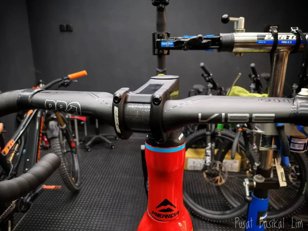 Pro Vibe Aero Carbon Handlebar