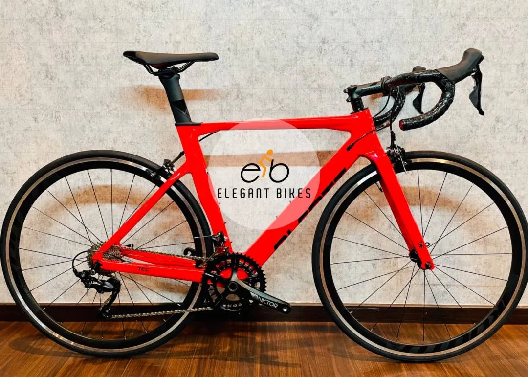 T800 CARBON ALCOTT FIORANO AERO SHIMANO 105 22 SPEED