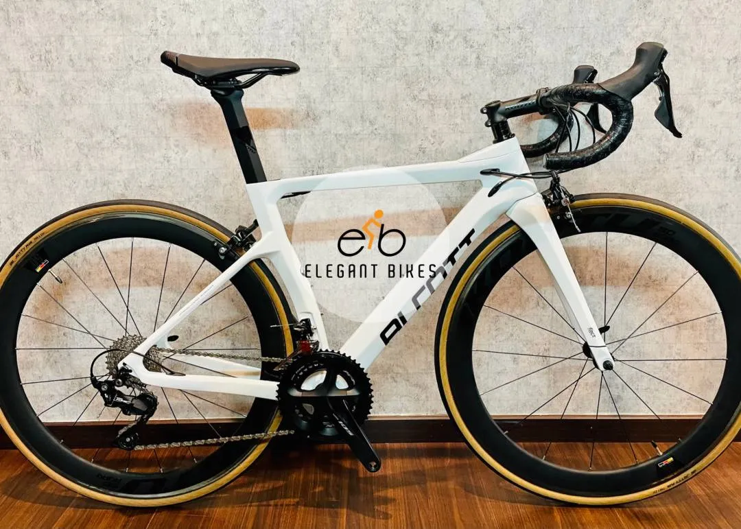 ALCOTT ZAGATO SILHOUETTE AERO WHEELSET CARBON FULL R7000 105