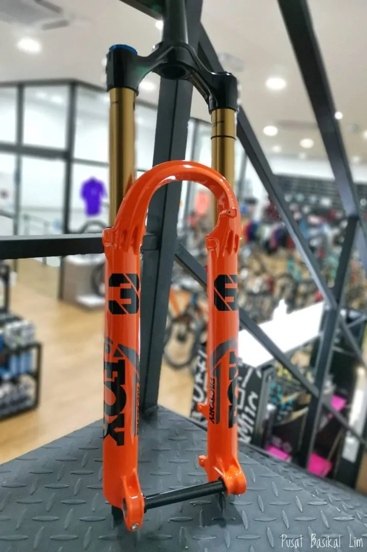 Fox factory 36 Grip2 fork