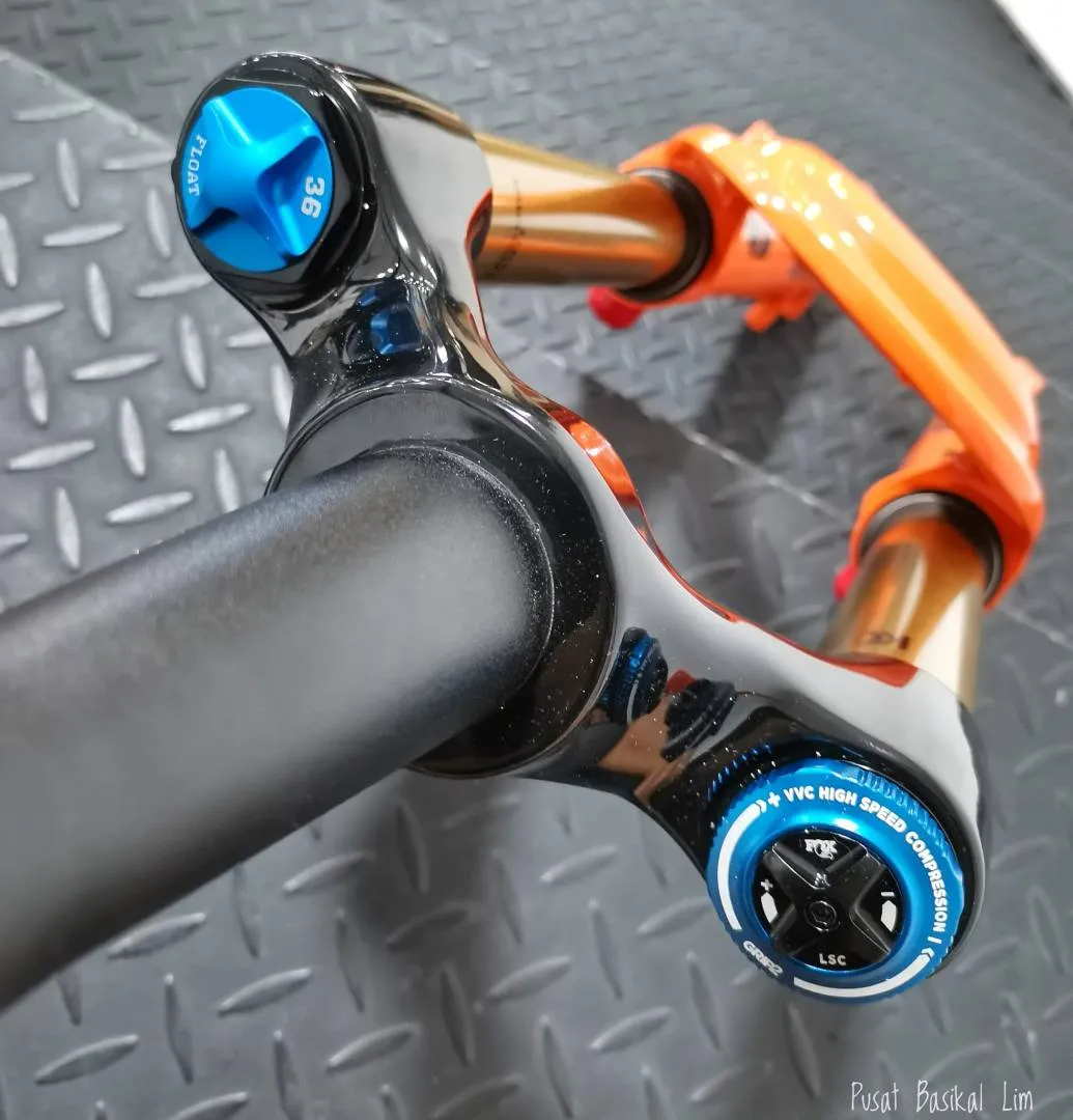 Fox factory 36 Grip2 fork
