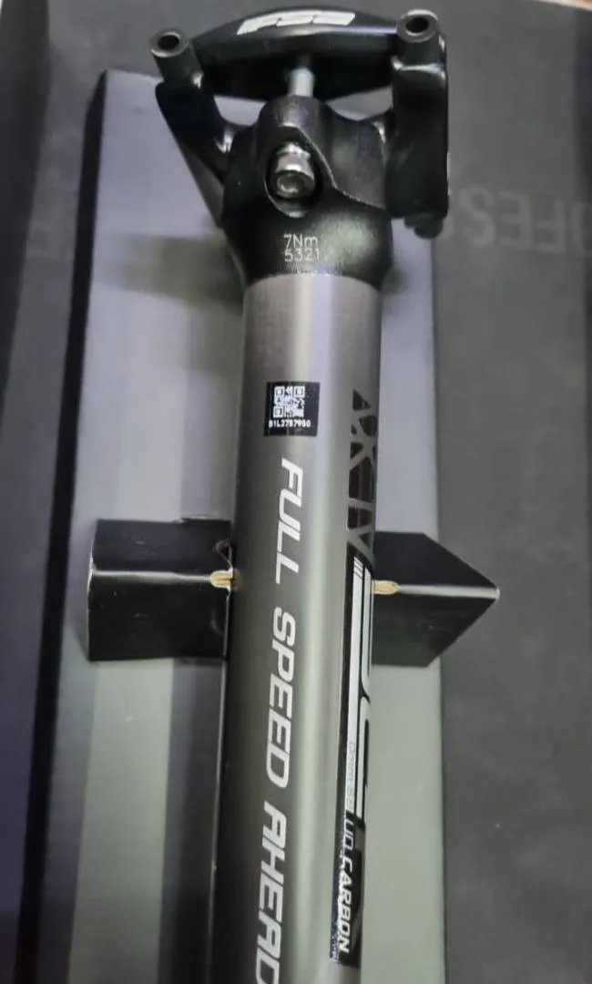 FSA SLK Seatpost 2023 (27.2mm, 30.9mm &amp; 31.6mm) 400mm length