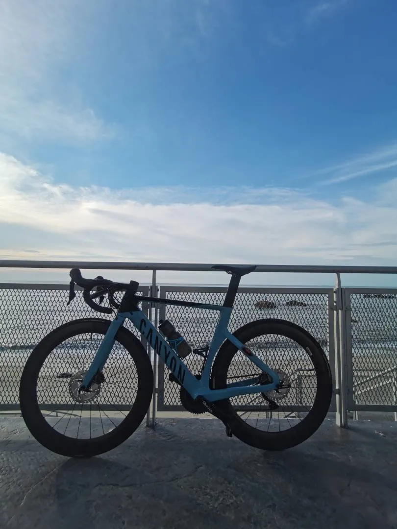 Canyon Aeroad CF SL 8 Disc