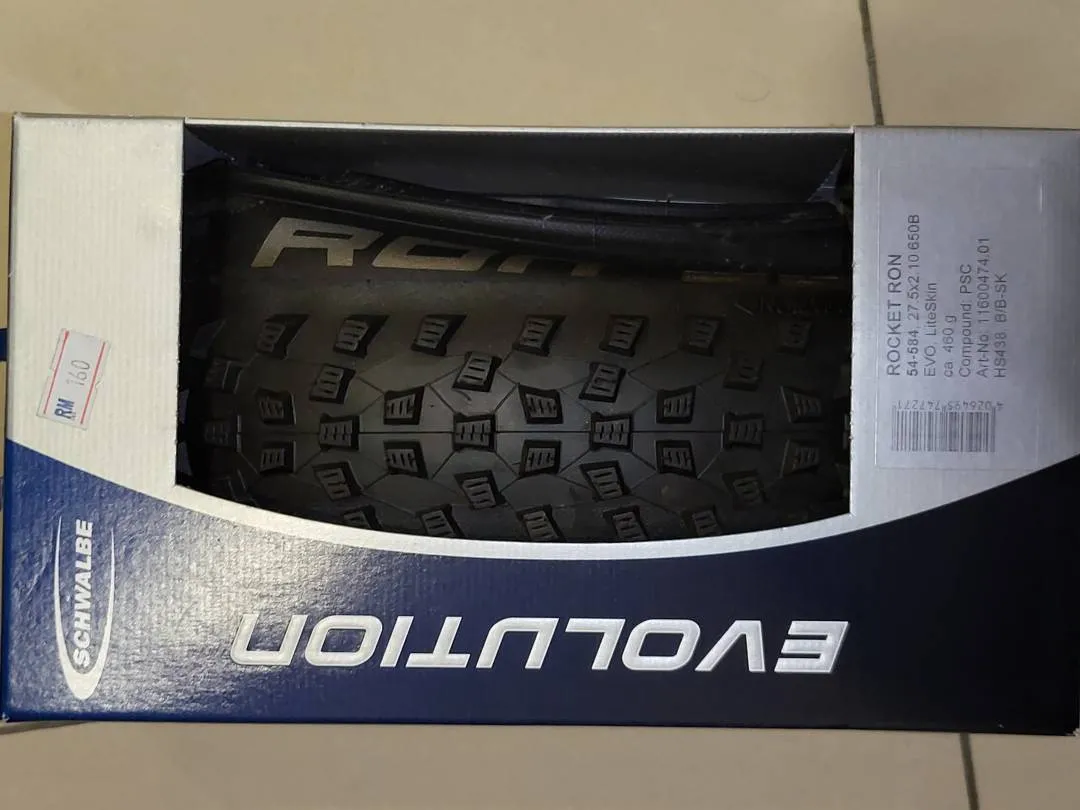 Schwalbe Rocket Ron 27.5x2.10 tire