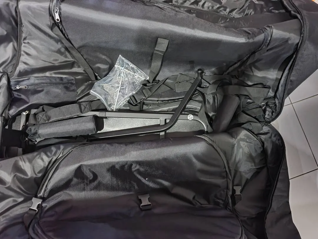 Bicycle travel bag