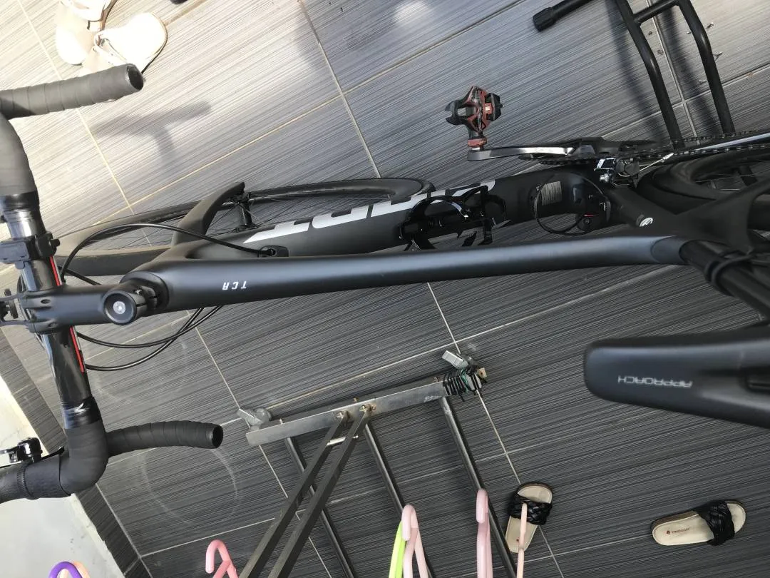 2021 Giant TCR Advance 1 Disc KOM