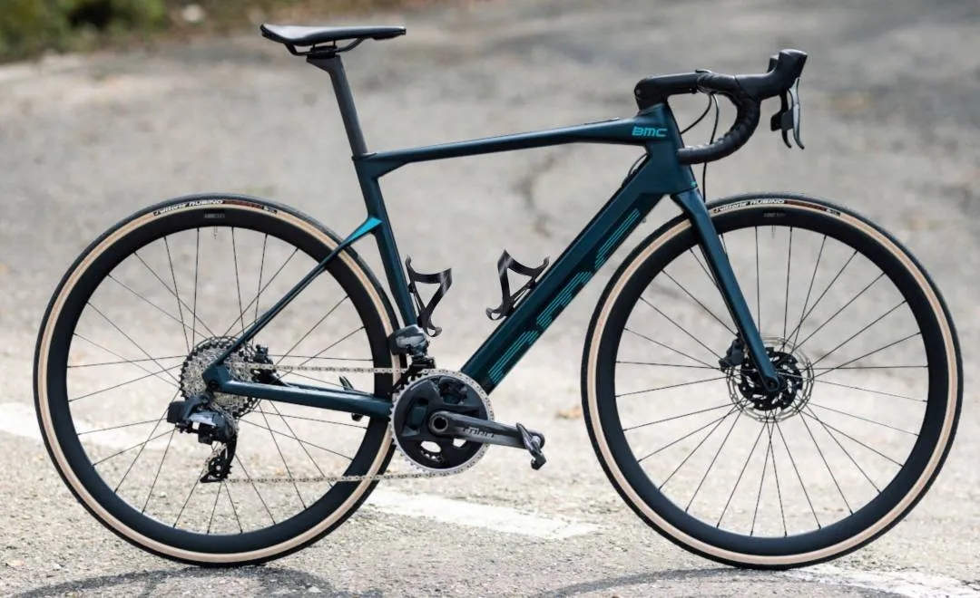 CF3000 Reinforced Carbon Bottle Cage