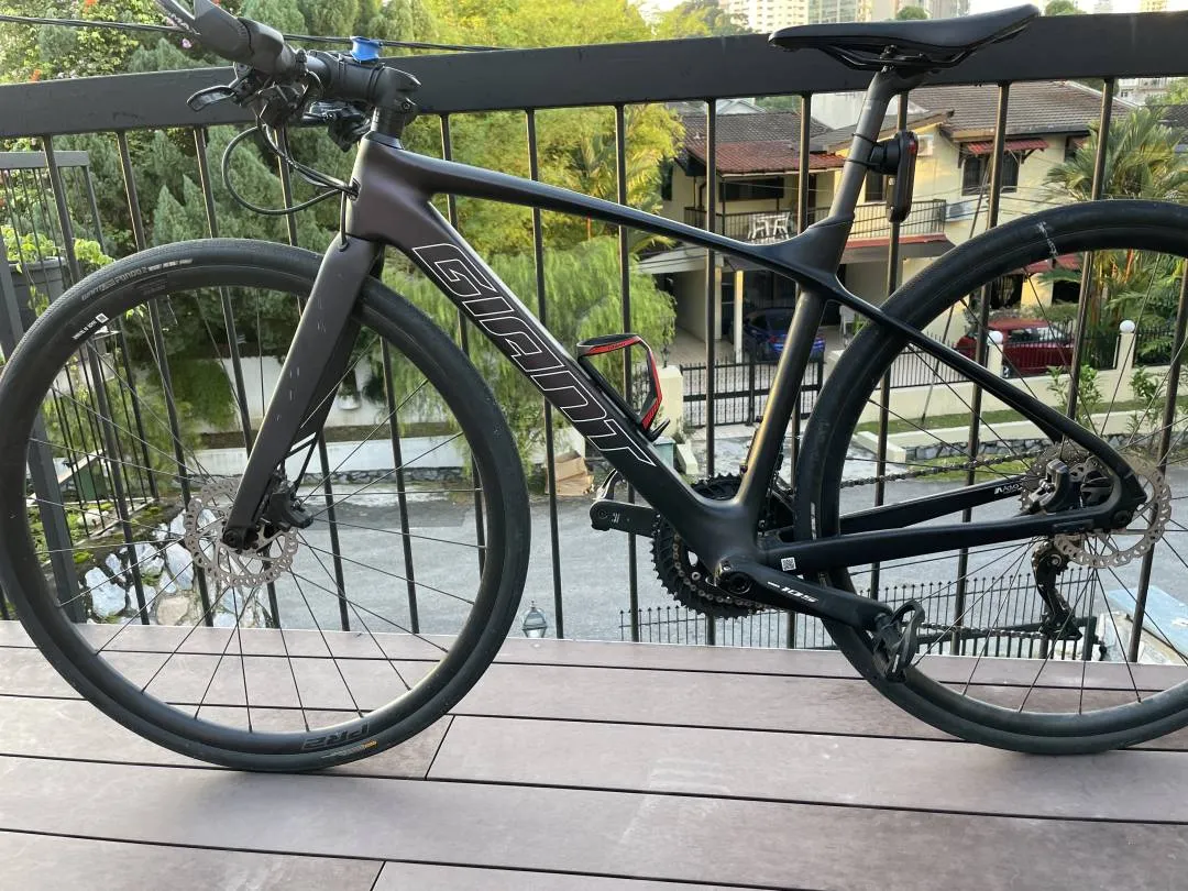 Giant Fastroad Advanced Asian Edition 2022