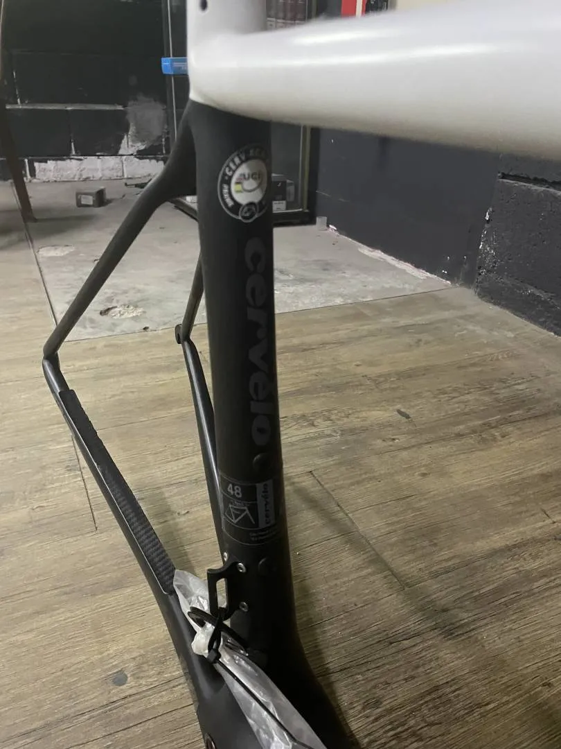 (SOLD)CERVELO R3 FRAMESET RIM BRAKE