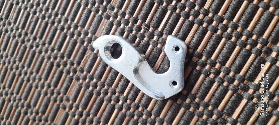 RD hanger