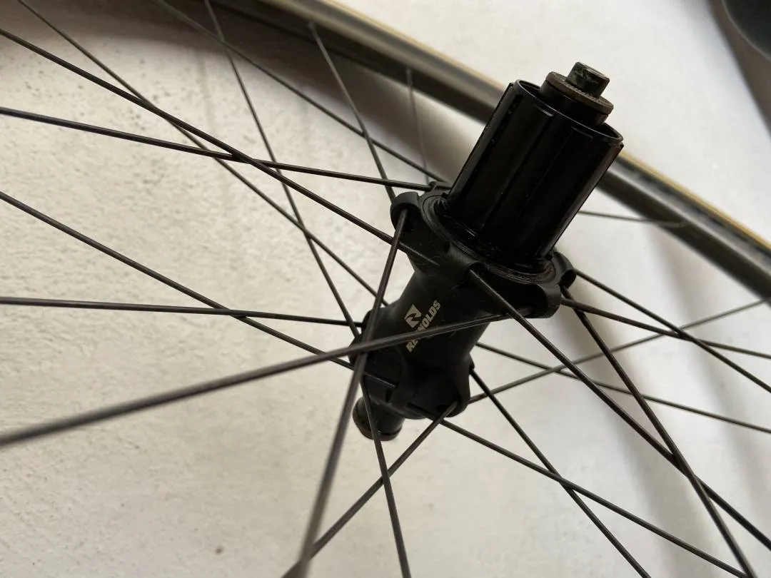 Reynolds AR 41 Carbon Wheelset (Rim Brake)