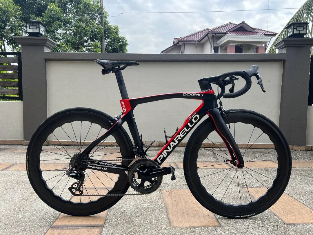Pinarello DOGMA F12 (Rimbrake)