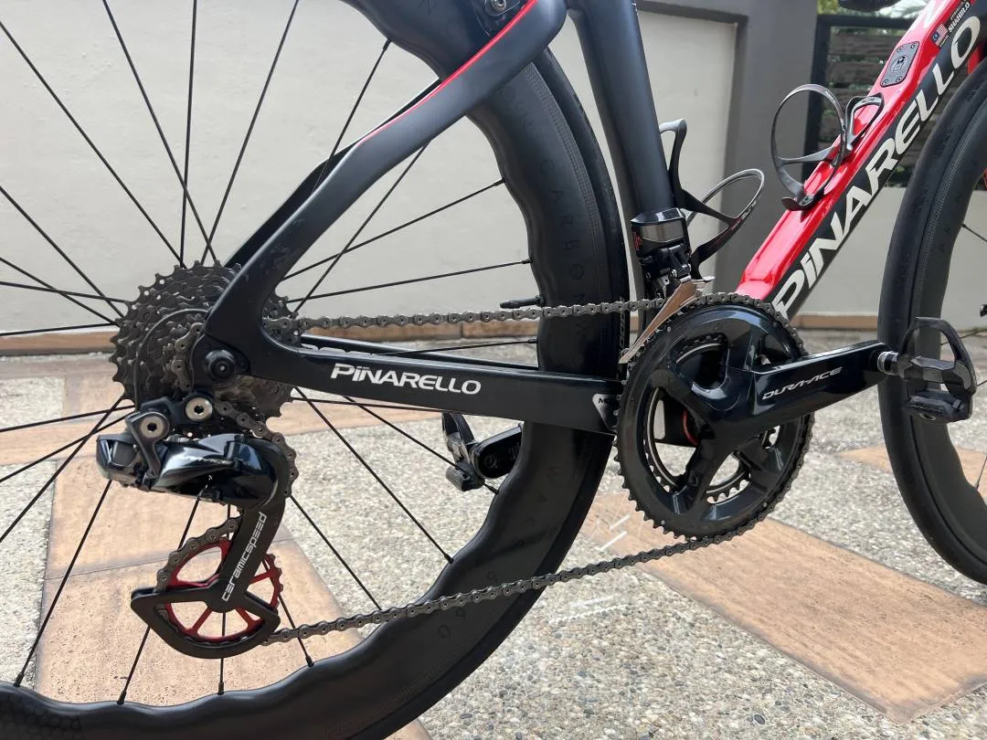 Pinarello DOGMA F12 (Rimbrake)
