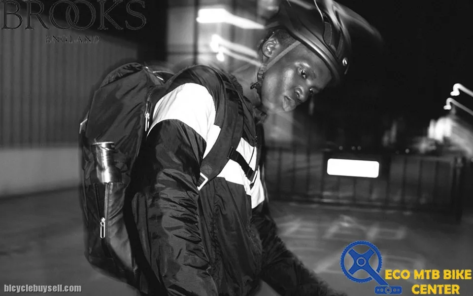 BROOKS Pitfield Backpack 24-28LT (Bags)