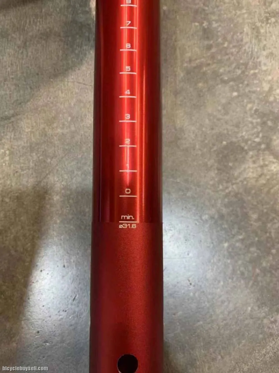 AEROZINE SEATPOST 31.6MM / 400MM