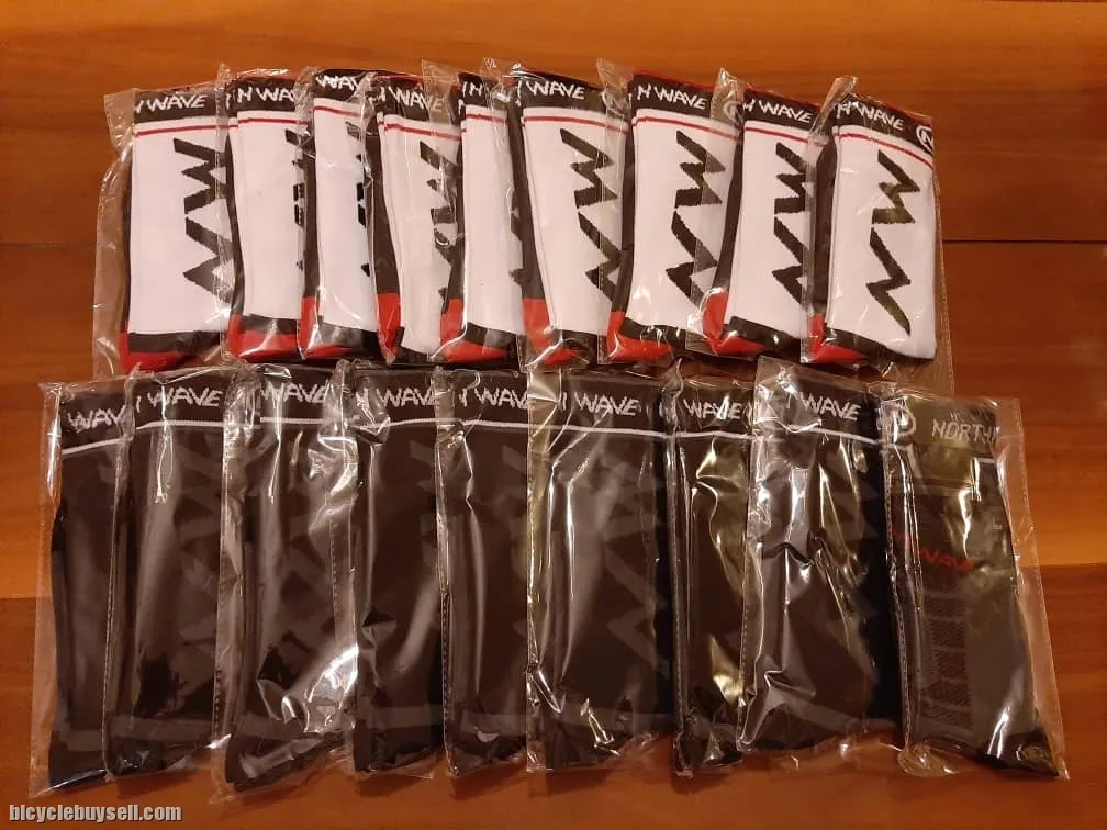 READY STOCK Northwave design sports cycling socks