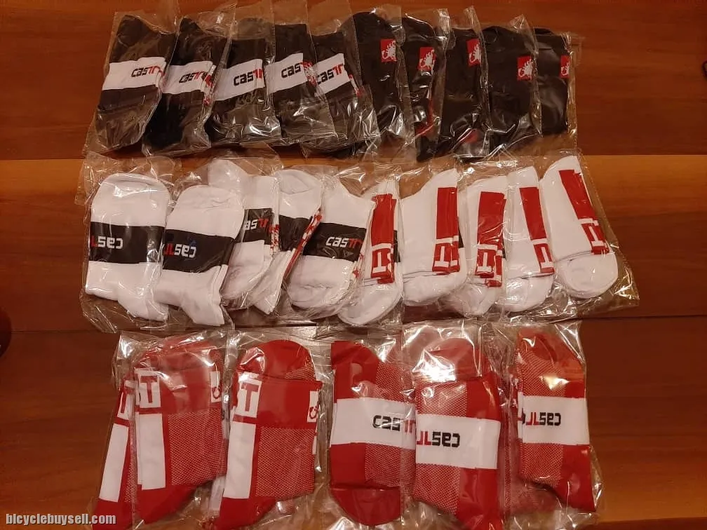 *READY STOCK* Castelli design sports cycling socksÂ (Red/White/Black)