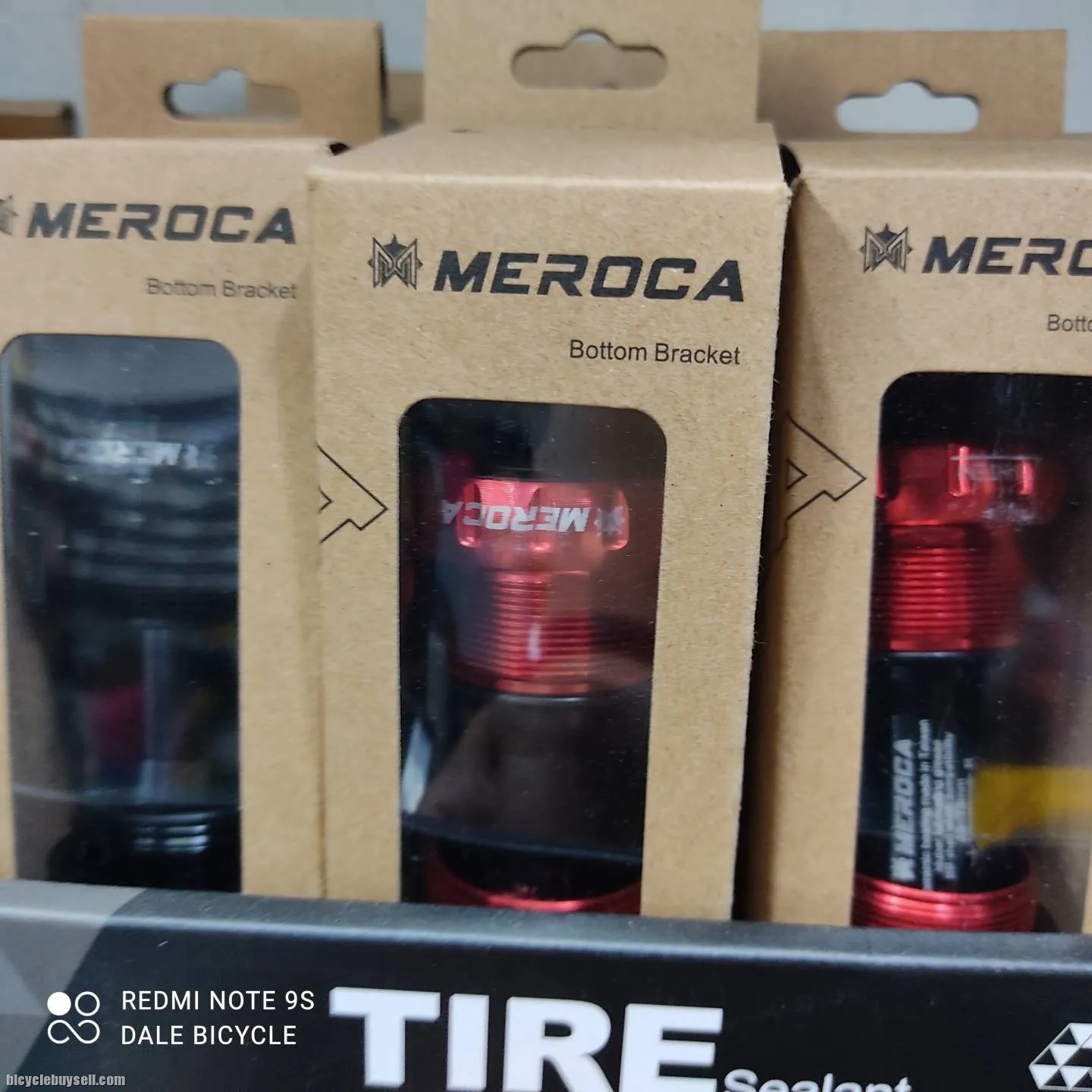 MEROCA BOTTOM BRACKET NORMAL AND CERAMIC BEARING