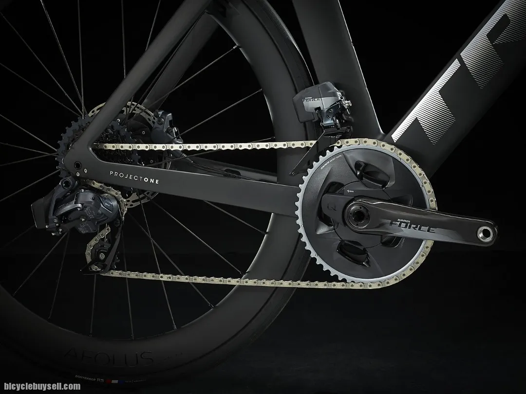 2023 TREK MADONE SLR 7 E-TAP PROJECT ONE !