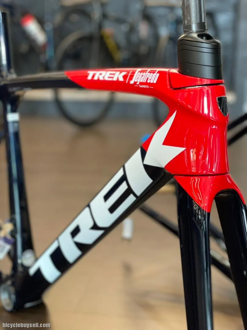 2022 TREK EMONDA SLR DISC PROJECT ONE FRAME SET !