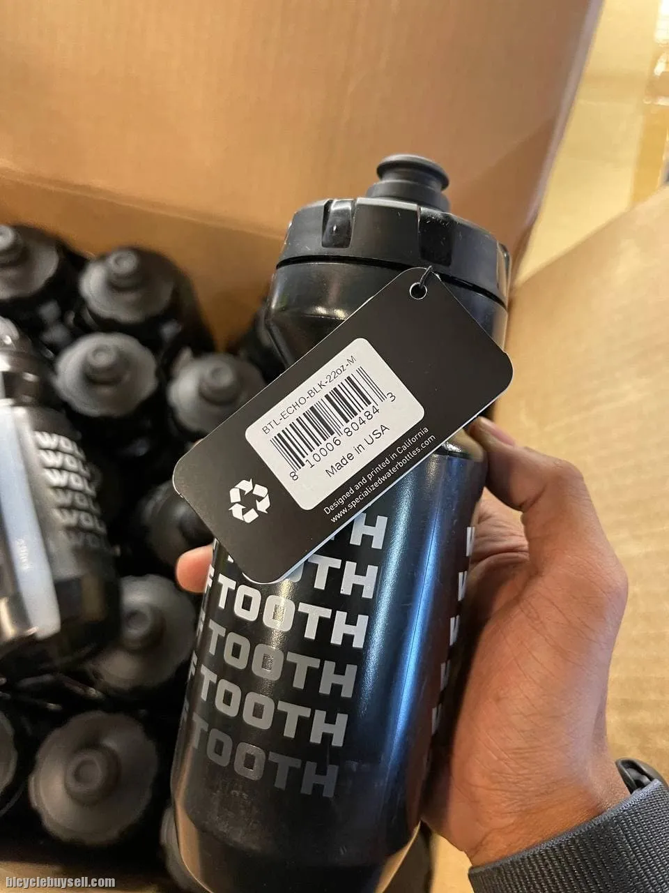 Wolf Tooth Echo Water Bottle 22 oz 650ml Bicycle Water Bottle Made in USA cycling