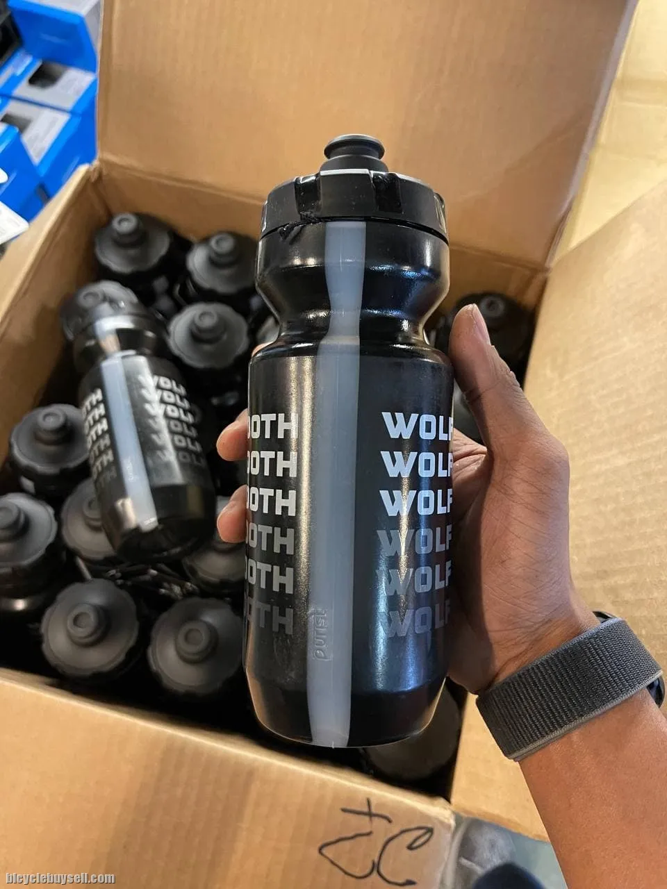 Wolf Tooth Echo Water Bottle 22 oz 650ml Bicycle Water Bottle Made in USA cycling