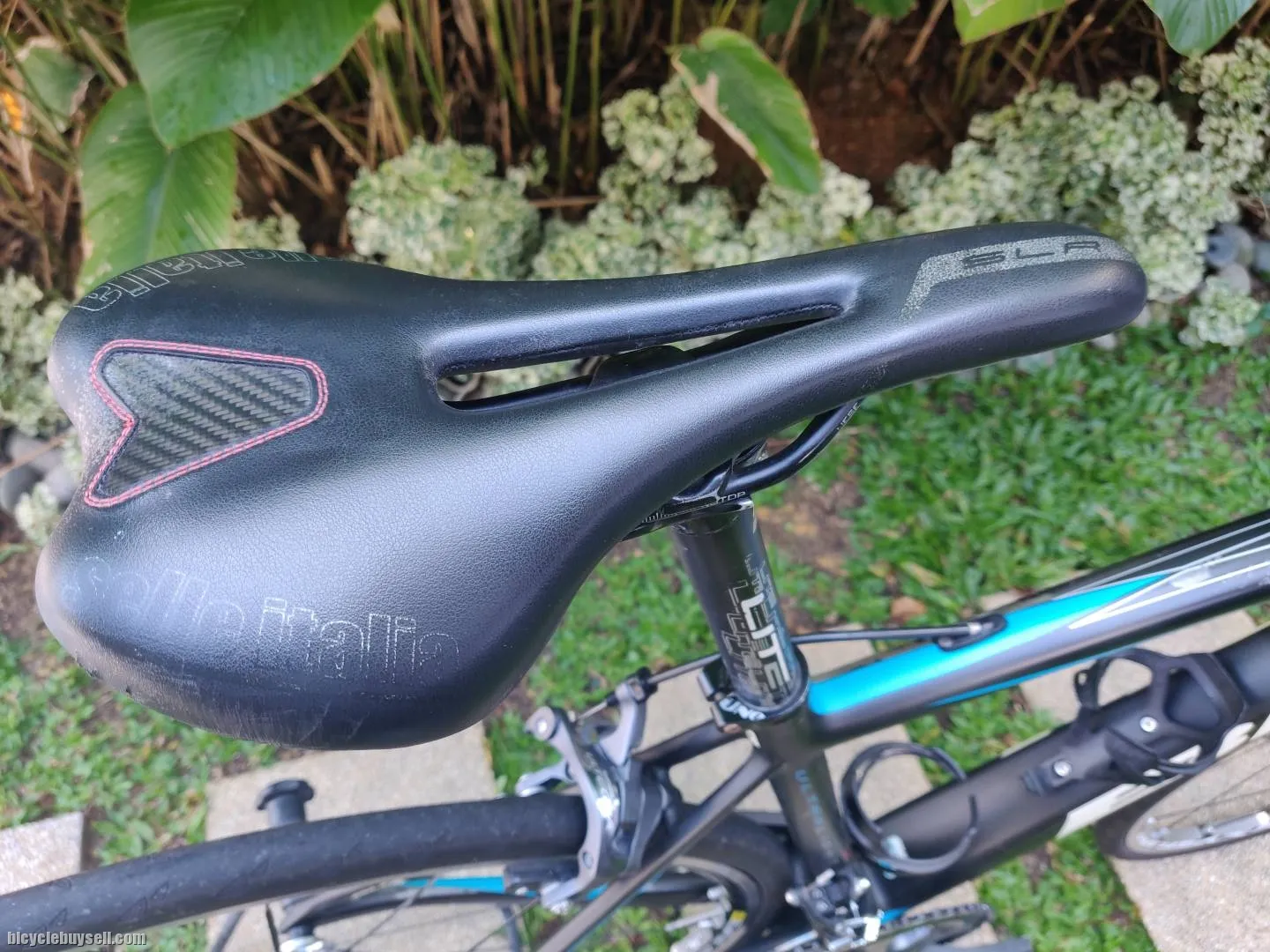 BH Ultralight RC full carbon Ultegra groupset Mavic Ksyrium Elite wheelset.