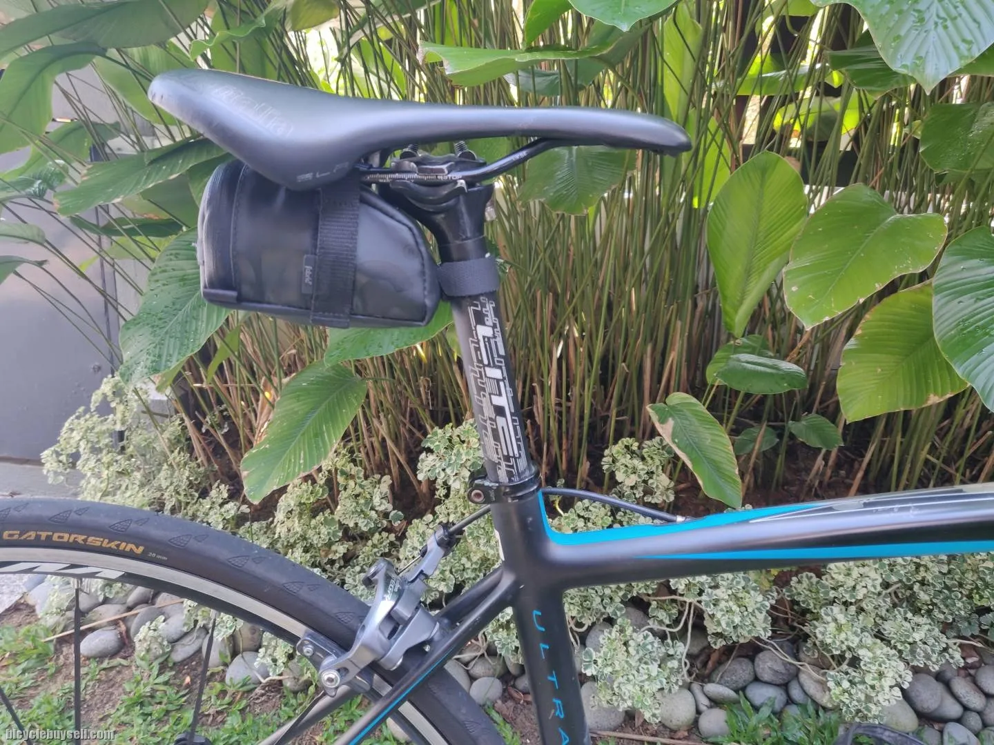 BH Ultralight RC full carbon Ultegra groupset Mavic Ksyrium Elite wheelset.